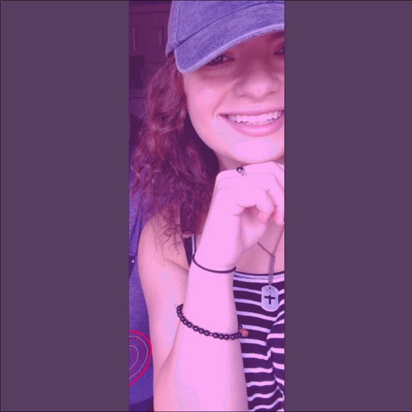 Meet your Posher, Cristie - Picture 1 of 1